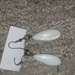 Mother of pearl errings